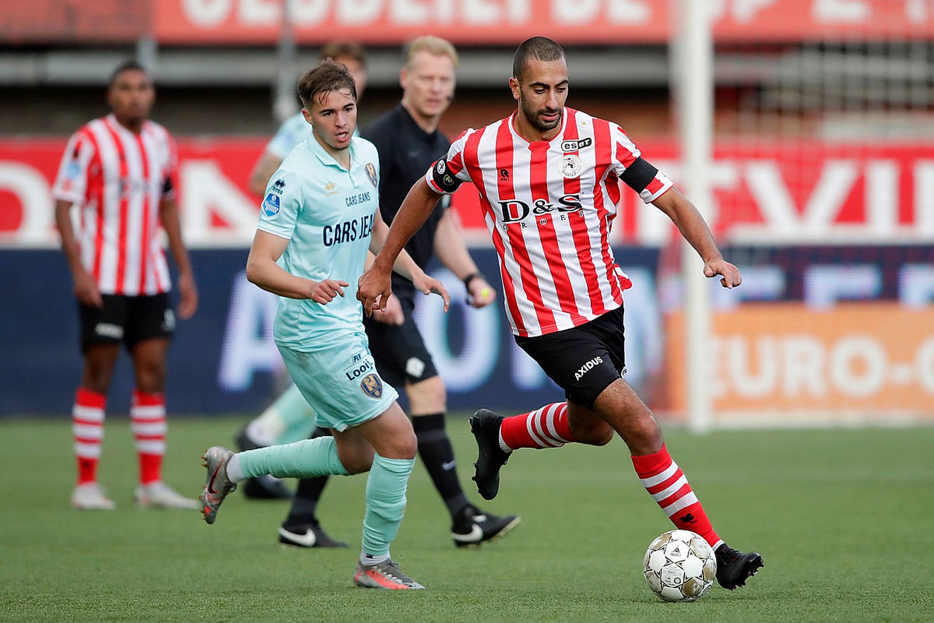 冠赛场上取 冠赛场上取